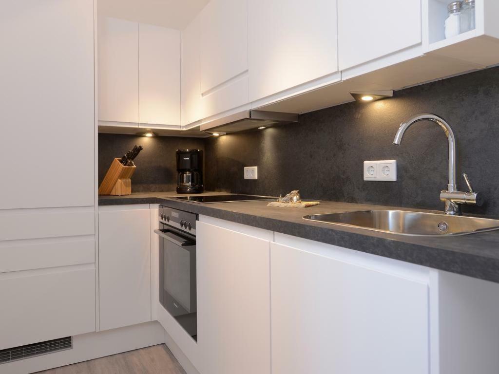 Meerblickzimmer Ohlerich Speicher Appartement 13 วิสมาร์ ภายนอก รูปภาพ